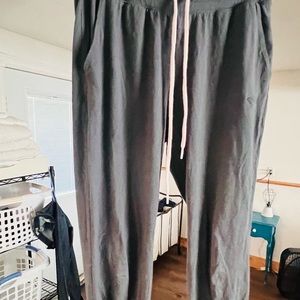 Pink sweats not heavy nice for fall XS gently loved lots of life